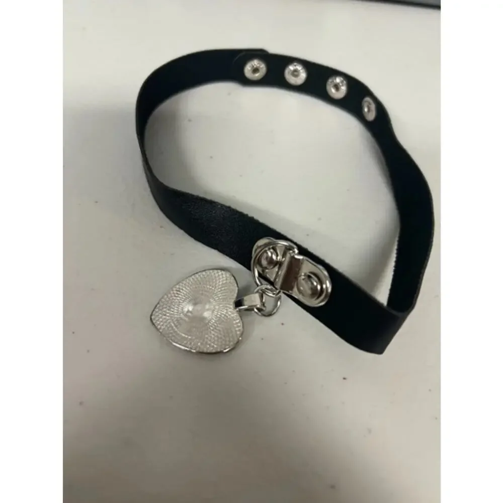 Punk Goth Black PU Leather Heart Choker Collar with Leash Set